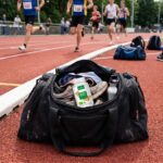 Gember capsules in de sportzak tijdens de loopwedstrijd.