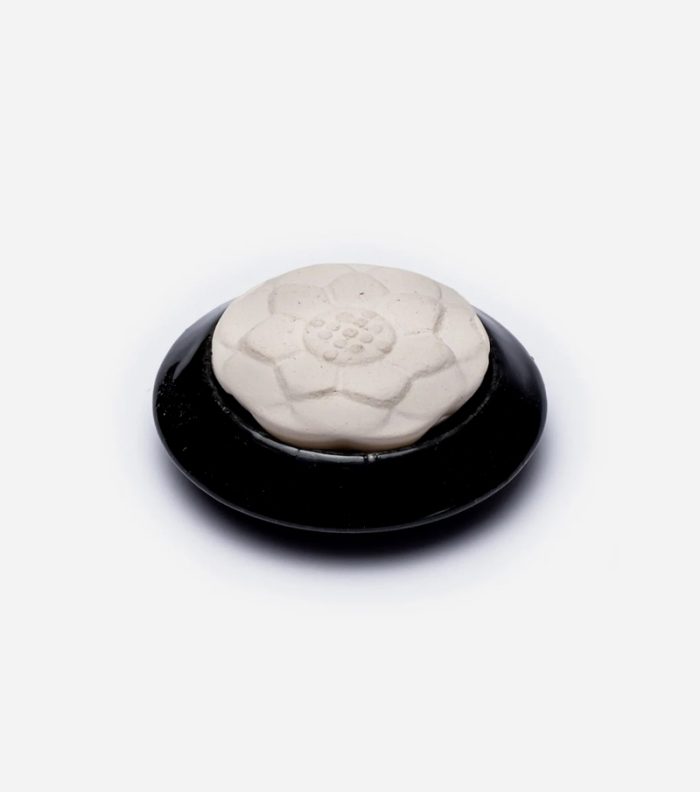 Geursteen Lotus zwart - Afbeelding 1